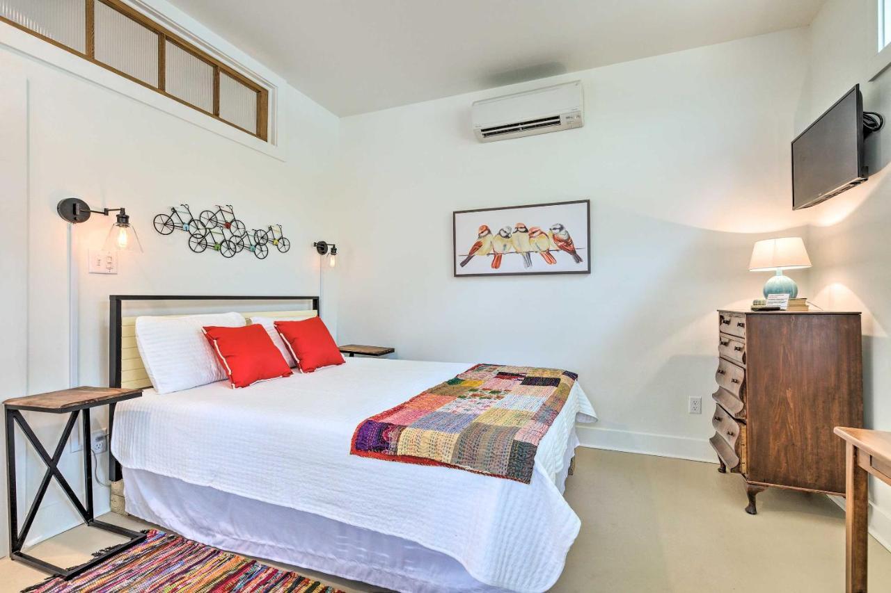 Walk To Beach From Chic Old Town Apartment With Yard Bay St. Louis Buitenkant foto